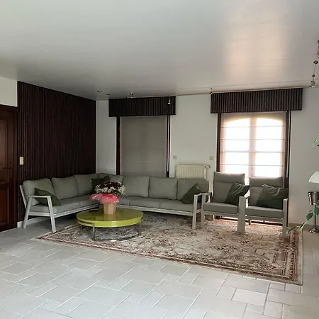 Villa Op De Hoek Rooms-3